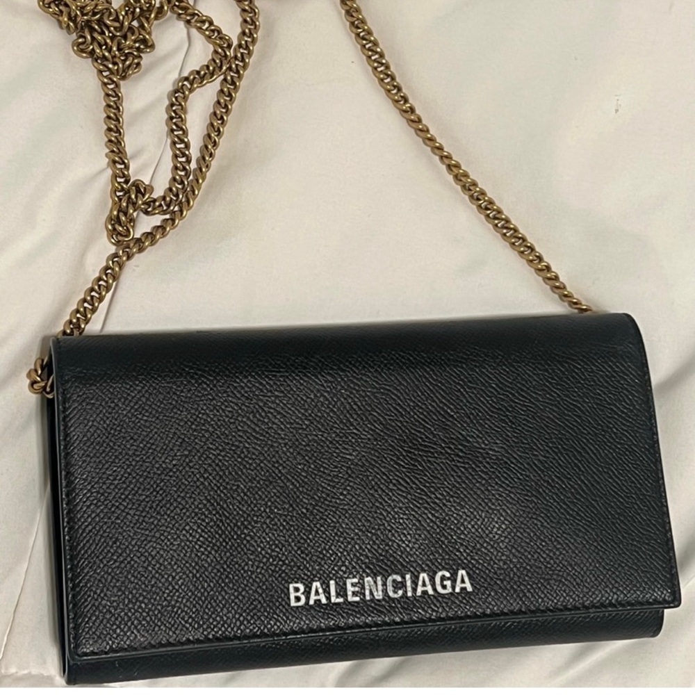 Balenciaga wallet w/chain